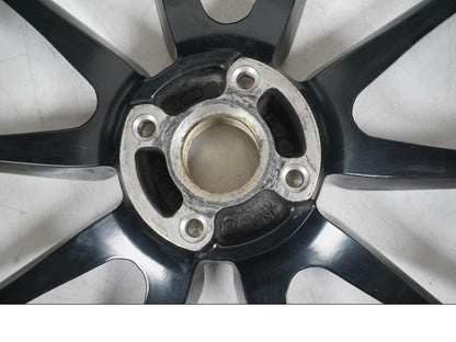 Extrabild3 på Fälg från en Ducati Hyperstrada -2013 motorcykel.