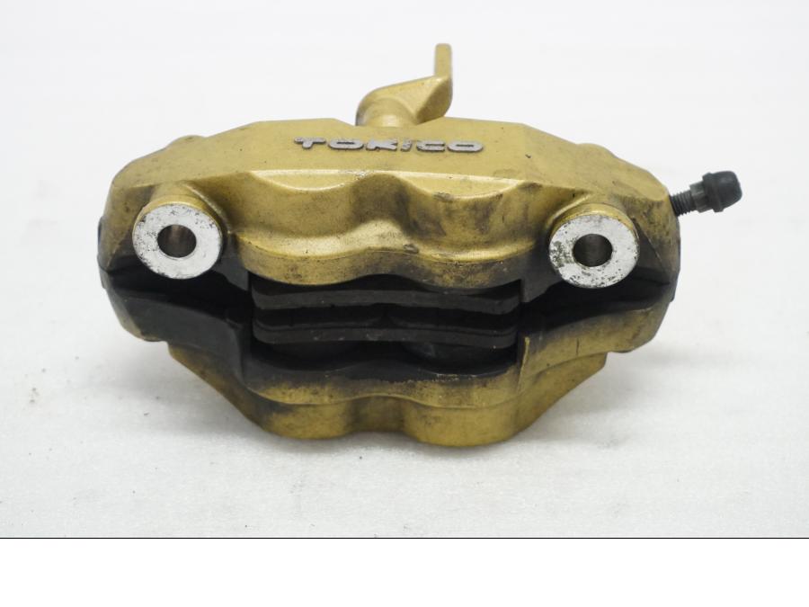 Baksidan på Bromsok från en Suzuki GSX-R 600 -2004 motorcykel.