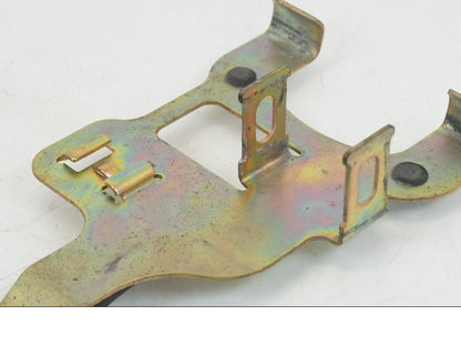 Baksidan på Batterihållare från en Honda XL 1000 V -1999 motorcykel.