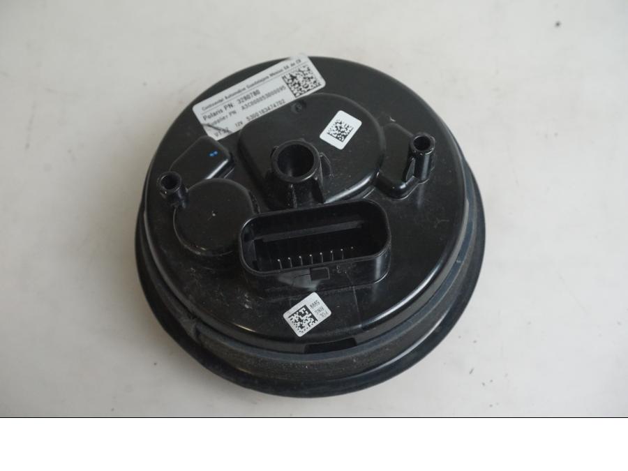 Baksidan på Hastighetsmätare från en Indian Chieftain Dark Horse -2019 motorcykel.