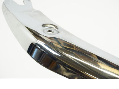 Snett uppifrån på Bakskärmstag från en Triumph Speedmaster -2006 motorcykel.