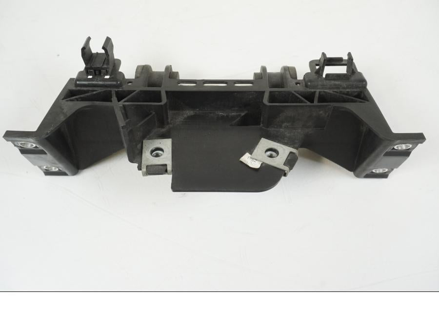 Extrabild1 på Bensintankfäste från en BMW S 1000 R -2019 motorcykel.