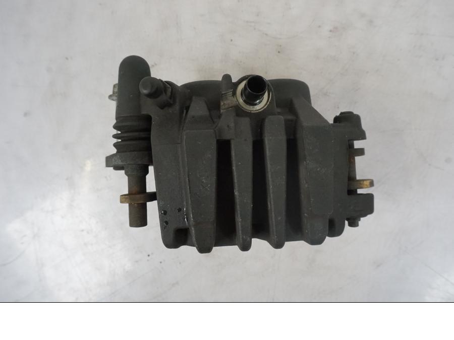 Vänster sida på Bromsok från en Kawasaki ER-6N -2008 motorcykel.