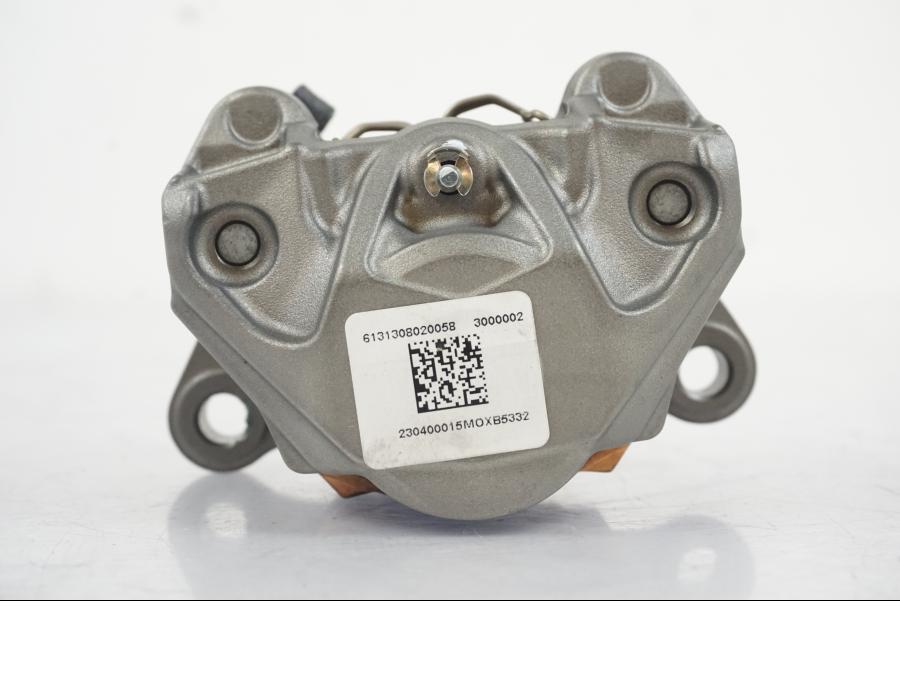 Vänster sida på Bromsok från en KTM 1290 Super Duke R EVO -2023 motorcykel.