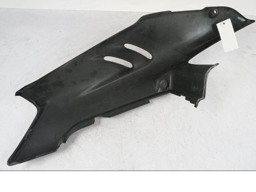 Extrabild4 på Bakvinge från en Honda CBR 900 RR -1996 motorcykel.