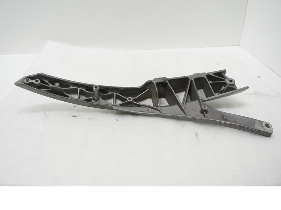 Baksidan på Bakram från en Buell XB9S -2003 motorcykel.