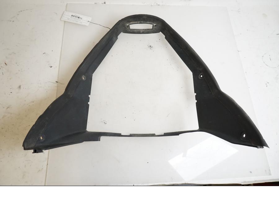 Framsidan på Vattenkylkåpa från en BMW K 1200 S -2007 motorcykel.