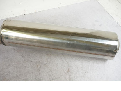 Snett nerifrån på Ljuddämpare från en Honda CBR 1100 XX -2006 motorcykel.