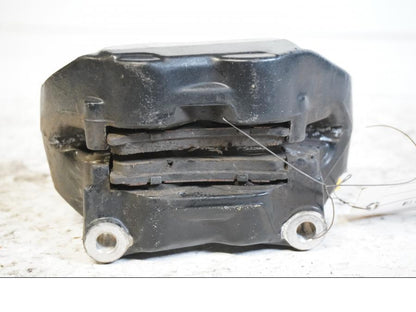 Höger sida på Bromsok från en KTM 125 Duke -2017 motorcykel.