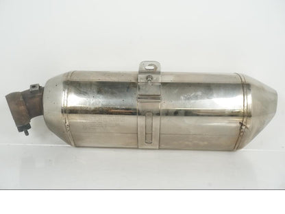 Baksidan på Ljuddämpare från en BMW K 1300 S -2012 motorcykel.