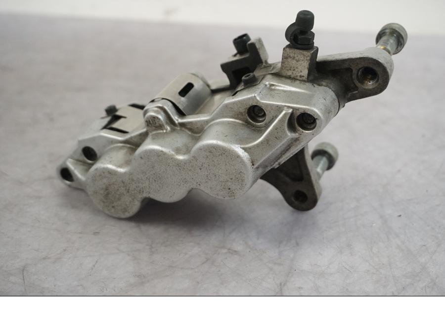 Snett nerifrån på Bromsok från en Kawasaki VN 1500 Mean Streak -2002 motorcykel.