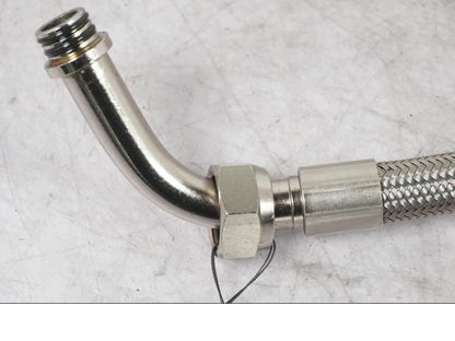 Baksidan på Oljekylrör från en Ducati Multistrada V4 -2024 motorcykel.