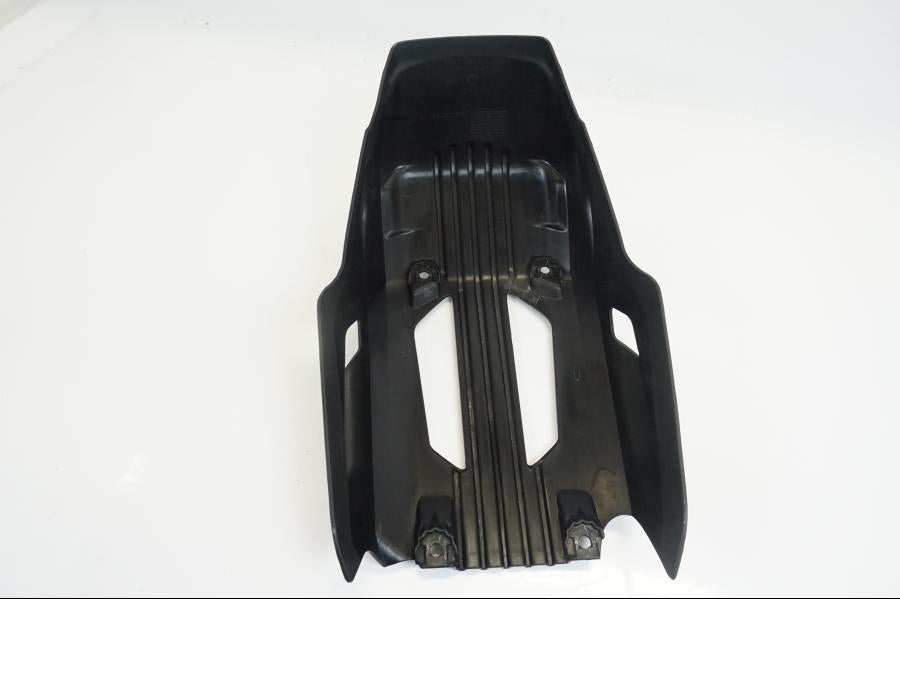 Höger sida på Hasplåt från en BMW G 310 GS -2019 motorcykel.