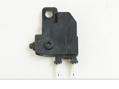 Baksidan på Bromsljuskontakt från en Honda CB 650 F Hornet -2017 motorcykel.