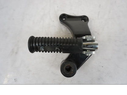 Framsidan på Fotpinne från en Kawasaki VN 1500 -2003 motorcykel.