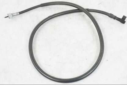 Framsidan på Hastighetsmätarvajer från en Honda NT 650 V -2002 motorcykel.