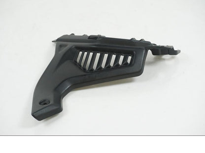 Höger sida på Sidkåpa från en Yamaha Tenere 700 -2020 motorcykel.