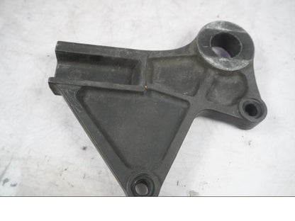 Baksidan på Bromsoksfäste från en Kawasaki ZX-10R -2008 motorcykel.