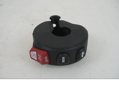 Framsidan på Styrelreglage från en BMW F 750 GS -2019 motorcykel.