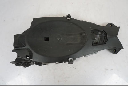 Framsidan på Undertail från en Kawasaki ER-6N -2012 motorcykel.