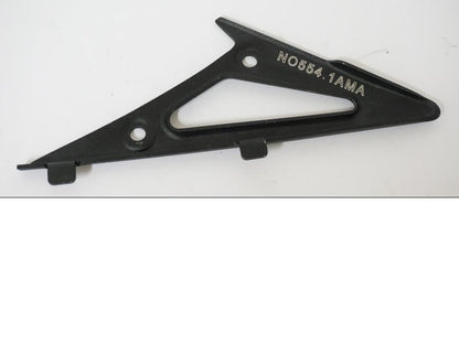 Baksidan på Fotpinnehälskydd från en Buell 1125 CR -2009 motorcykel.