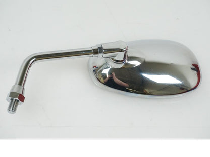 Baksidan på Backspegel från en Yamaha XV 1700 -2004 motorcykel.