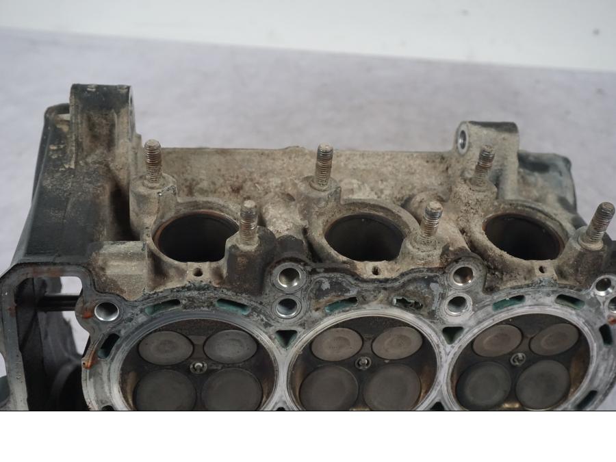 Extrabild5 på Topplock från en Triumph Tiger Explorer -2016 motorcykel.