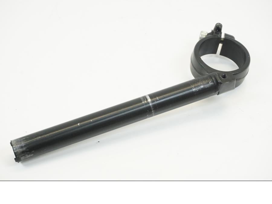 Baksidan på Styre från en Suzuki GSX-R 1000 -2009 motorcykel.