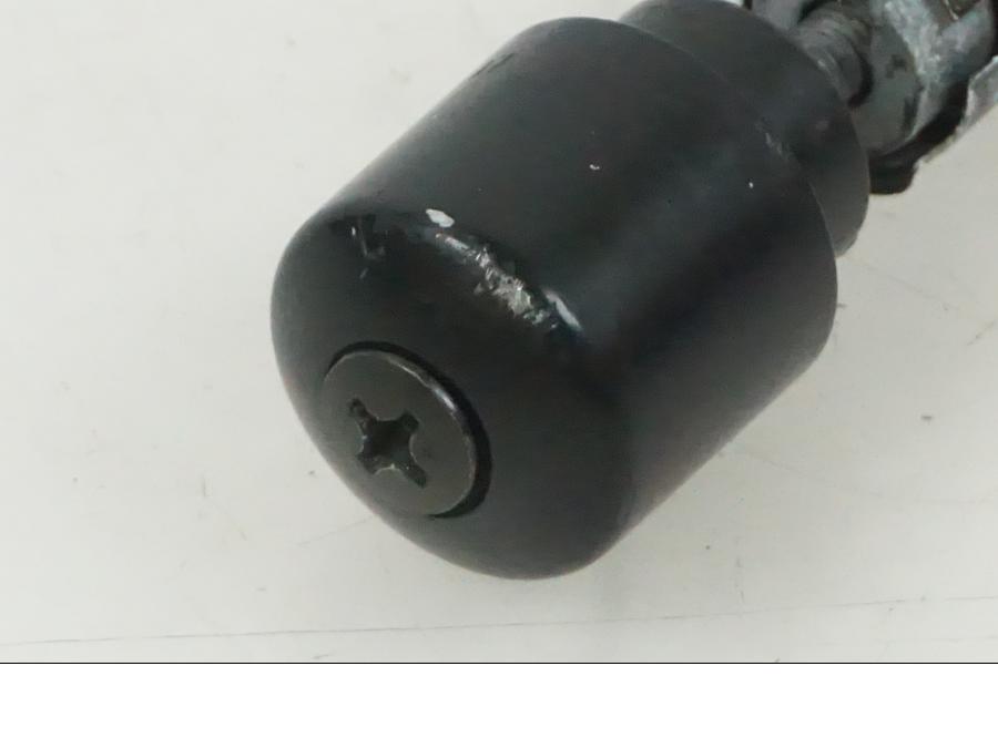 Baksidan på Stryrvikt från en Honda CBR 1000 -2005 motorcykel.