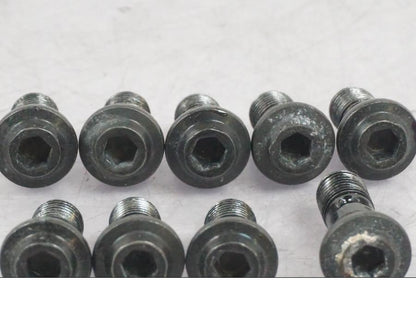 Vänster sida på Bromsledning från en Yamaha MT-09 -2016 motorcykel.