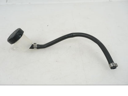 Framsidan på Bromsvätskebehållare från en BMW F 750 GS -2019 motorcykel.