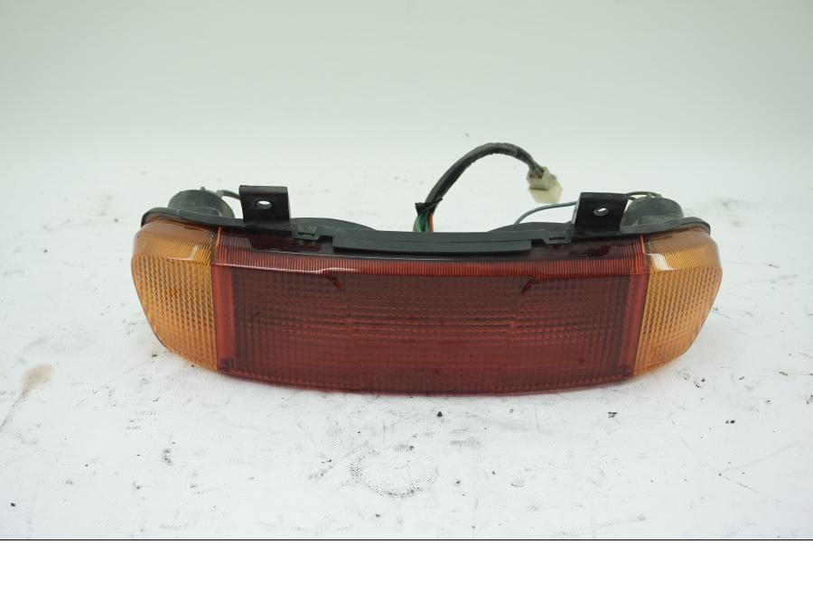 Framsidan på Baklampa från en Honda ST 1100 -1999 motorcykel.