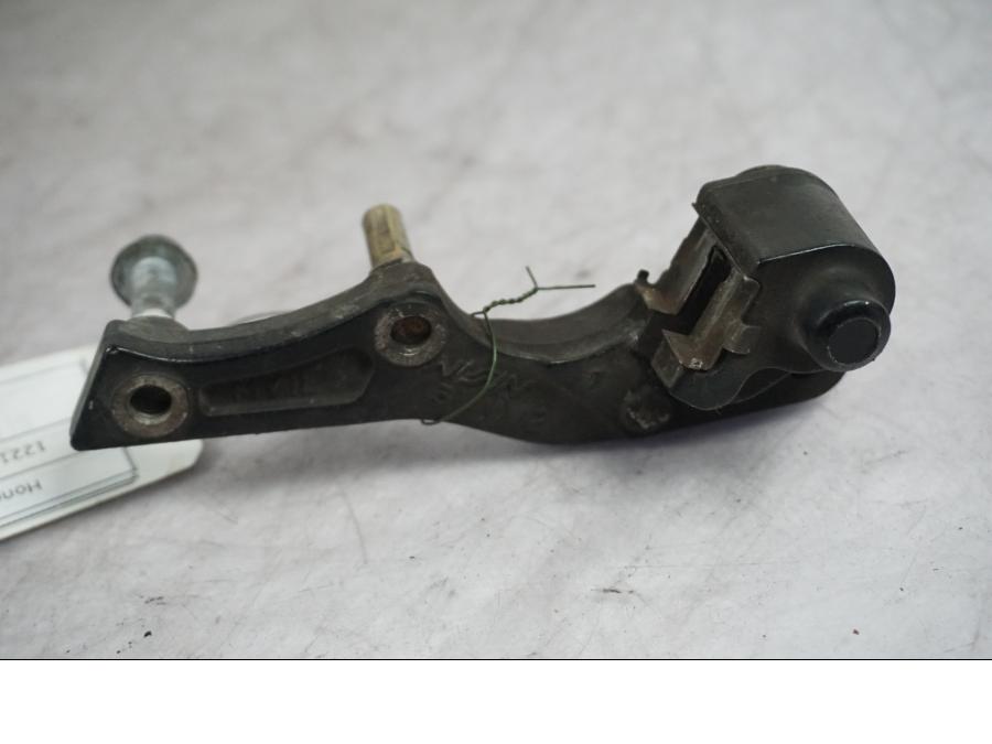 Höger sida på Bromsoksfäste från en Honda XRV 750 -1994 motorcykel.