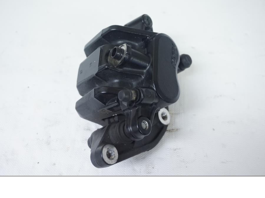 Höger sida på Bromsok från en Triumph Bonneville -2001 motorcykel.