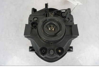 Extrabild2 på Strålkastare från en Suzuki GSF 1250 -2010 motorcykel.