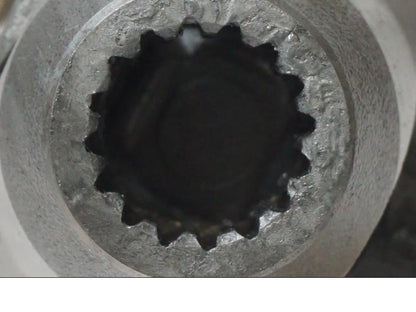 Vänster sida på Kardanaxel från en BMW R 1100 RT -2000 motorcykel.