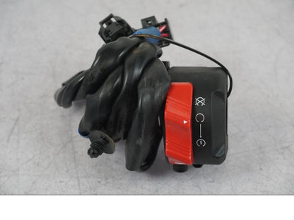 Höger sida på Styrelreglage från en Yamaha MT-09 SP -2018 motorcykel.