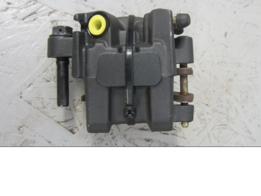 Framsidan på Bromsok från en Yamaha YZF R6 -2006 motorcykel.