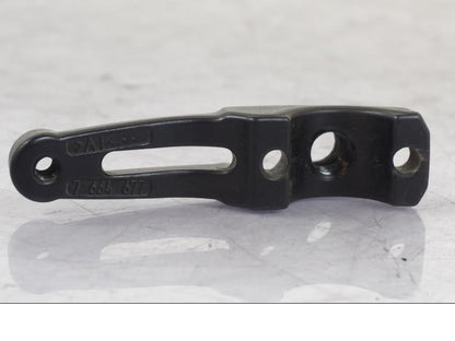 Höger sida på Backspegelfäste från en BMW R 1200 GS -2005 motorcykel.