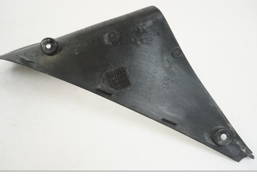 Extrabild1 på Toppkåpa från en Yamaha YZF 1000 R1 -2006 motorcykel.