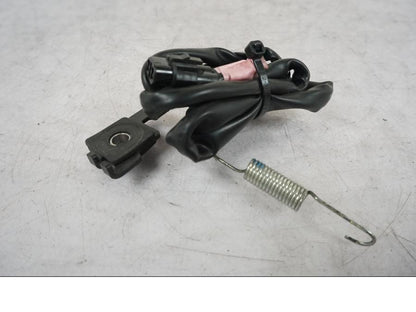 Framsidan på Bromsljuskontakt från en Yamaha MT 125 -2017 motorcykel.