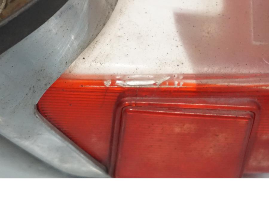 Snett nerifrån på Baklampa från en Yamaha XV 535 -2001 motorcykel.