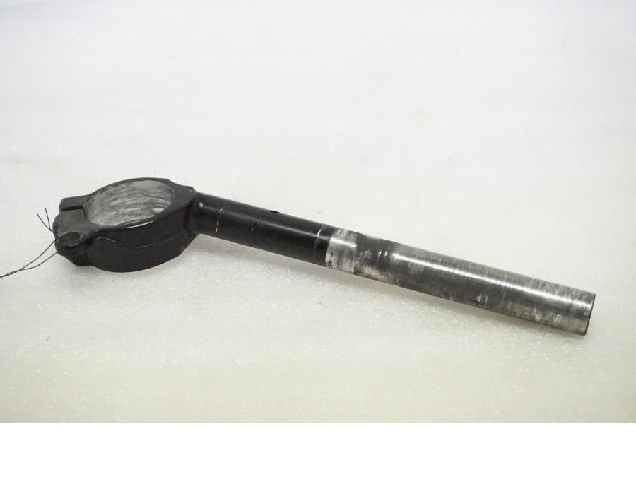 Framsidan på Styre från en Kawasaki ZX-10R -2008 motorcykel.