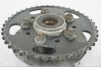 Baksidan på Drevfäste från en Honda CBR 1000 F -1989 motorcykel.