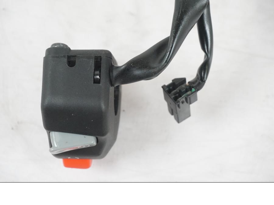 Extrabild1 på Styrelreglage från en Kawasaki ZZ-R 1400 -2009 motorcykel.