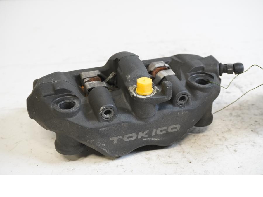 Framsidan på Bromsok från en Honda CBR 1000 RR -2006 motorcykel.