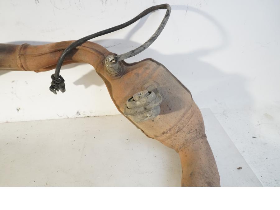 Vänster sida på Grenrör från en BMW F 800 GS -2008 motorcykel.