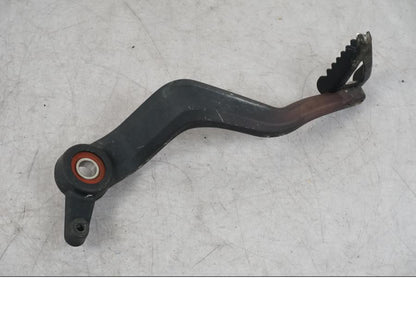 Höger sida på Bromspedal från en KTM 1290 Super Adventure R -2018 motorcykel.