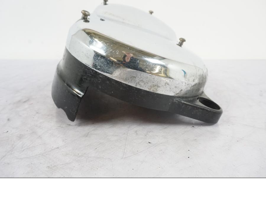 Snett uppifrån på Motorkåpa från en Kawasaki VN 1500 -2003 motorcykel.