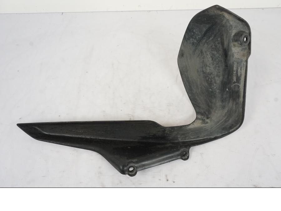 Vänster sida på Svingskärm från en Kawasaki ER-6N -2012 motorcykel.